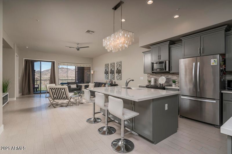 15550 S 5th Ave #221, Phoenix, AZ 85045