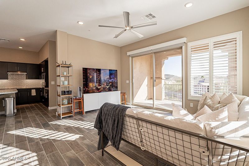 15550 S 5th Ave #250, Phoenix, AZ 85045