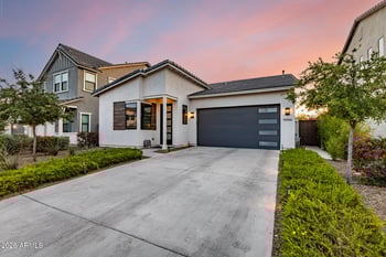 15556 181st Ln, Goodyear, AZ 85338