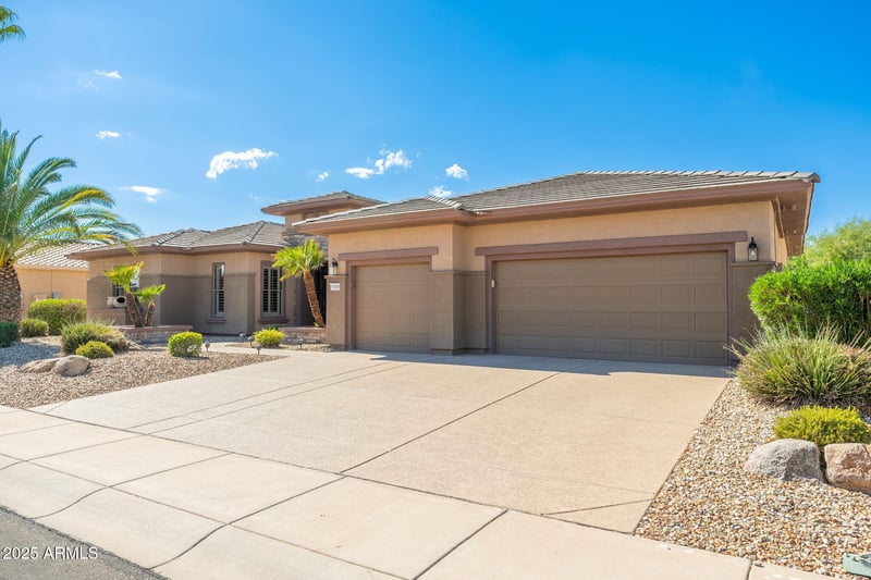 15558 Big Sky Dr, Surprise, AZ 85374