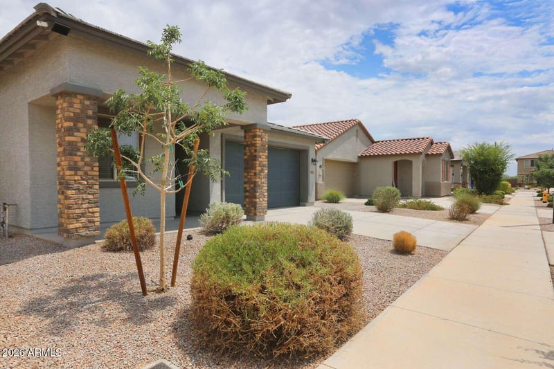 15562 W Hackamore Dr, Surprise, AZ 85387