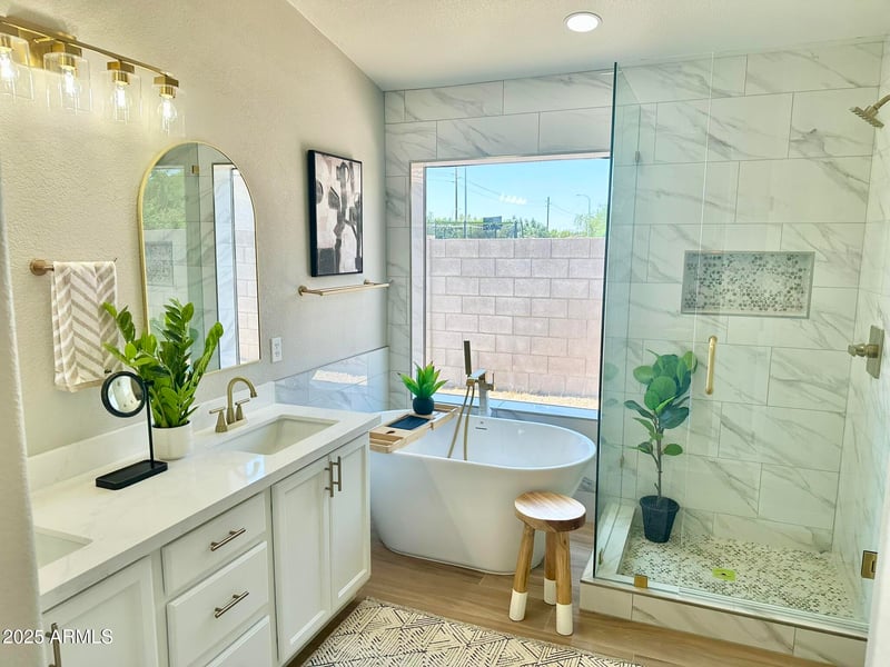 1557 Kesler Ln, Chandler, AZ 85224