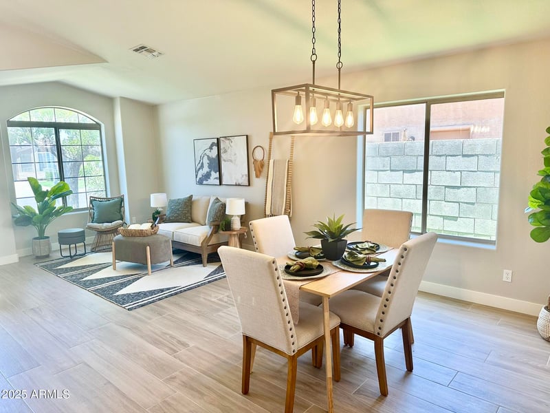 1557 Kesler Ln, Chandler, AZ 85224