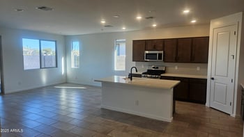 15570 Hackamore Dr, Surprise, AZ 85387