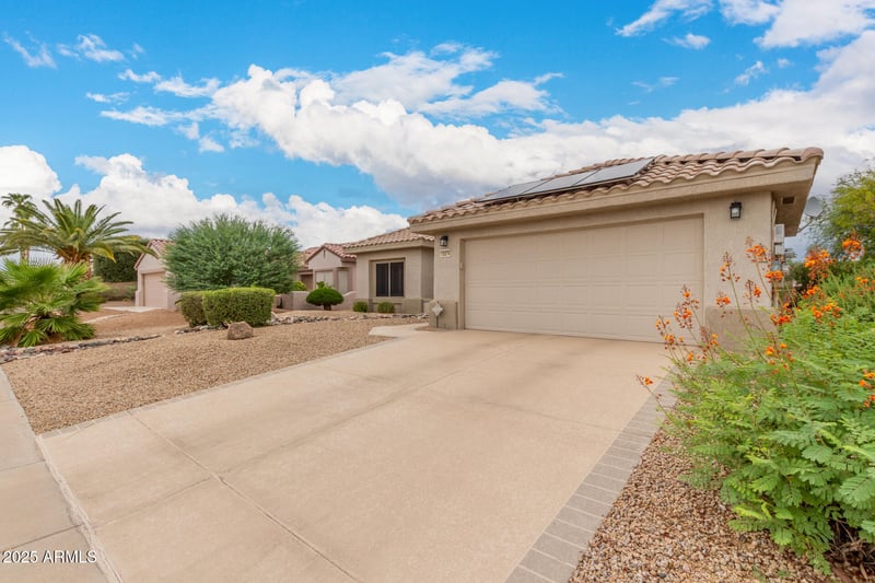 15574 Vista Grande Ln, Surprise, AZ 85374