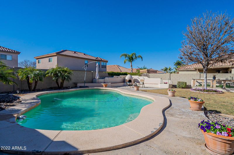 15577 W Gelding Dr, Surprise, AZ 85379