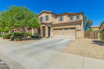 15582 Devonshire Ave, Goodyear, AZ 85395