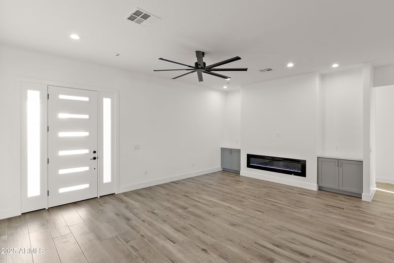 15582 Jomax Rd, Surprise, AZ 85387