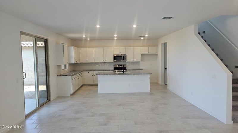 15584 Hackamore Dr, Surprise, AZ 85387