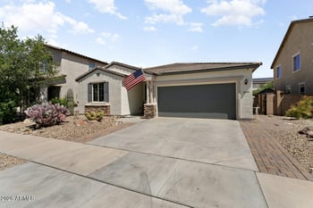 15586 Jenan Dr, Surprise, AZ 85379