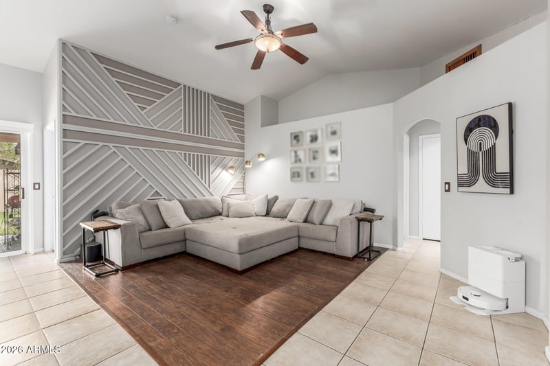 15587 Rio Vista Ln, Goodyear, AZ 85338
