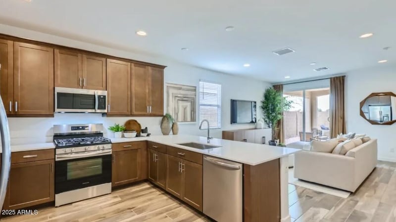 15596 Miami St, Goodyear, AZ 85338