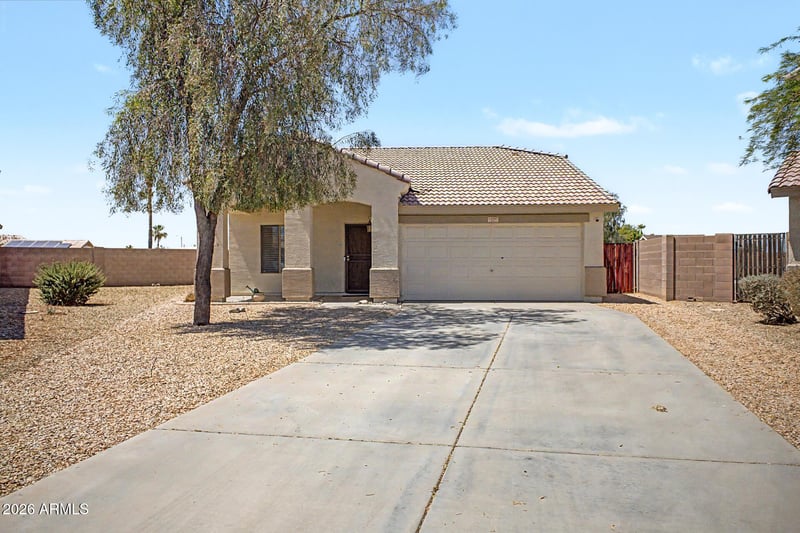 15597 Shiloh Ave, Goodyear, AZ 85338