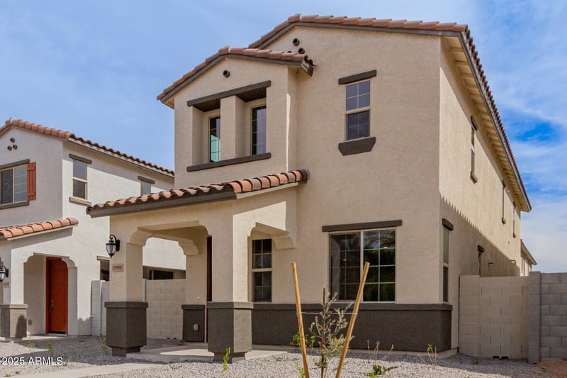 15598 181st Dr, Goodyear, AZ 85338