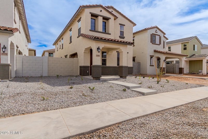 15598 181st Dr, Goodyear, AZ 85338