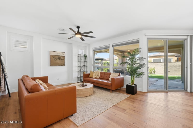 156 Leverenz Ave, Queen Creek, AZ 85140
