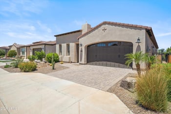 156 Leverenz Ave, Queen Creek, AZ 85140