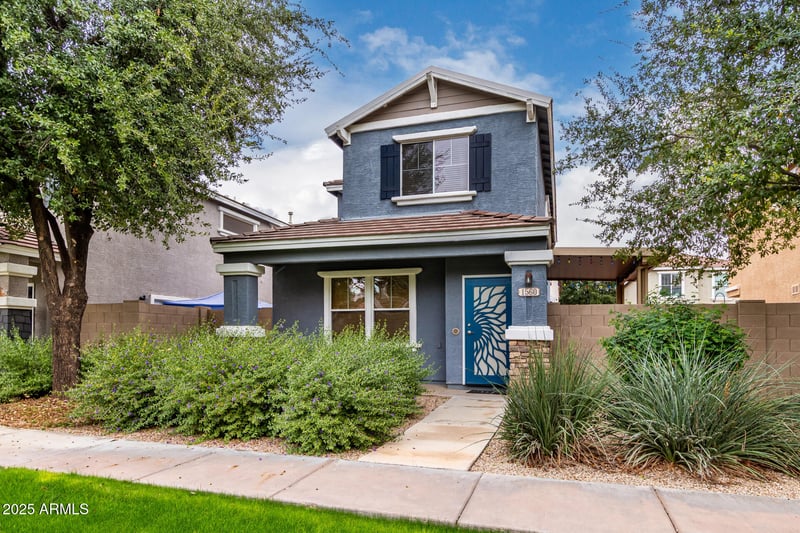 1560 Owl Dr, Gilbert, AZ 85296