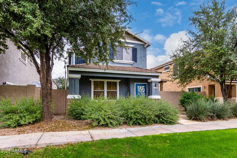1560 Owl Dr, Gilbert, AZ 85296