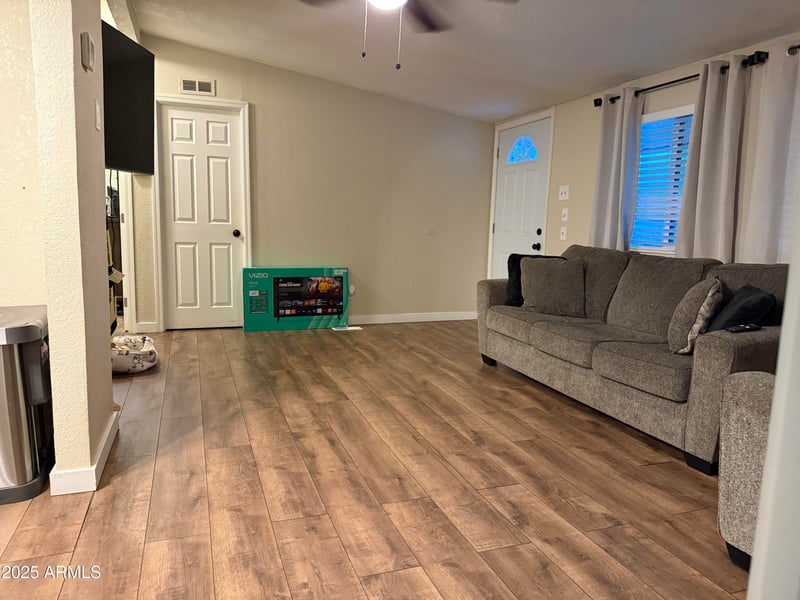 15601 19th Ave #203, Phoenix, AZ 85023