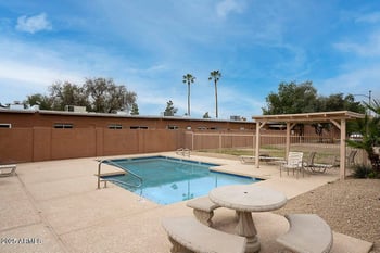 15601 27th St #33, Phoenix, AZ 85032