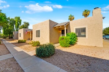 15601 27th St #40, Phoenix, AZ 85032