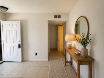 15601 27th St #5, Phoenix, AZ 85032