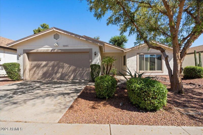 15601 N 38th Pl, Phoenix, AZ 85032