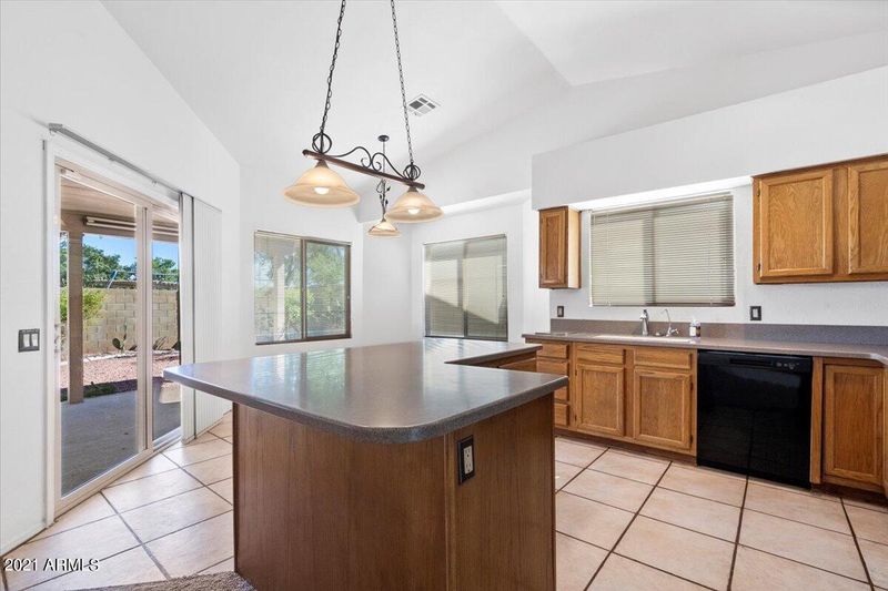 15601 N 38th Pl, Phoenix, AZ 85032