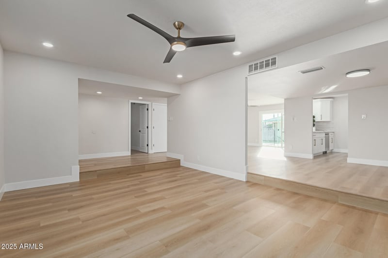 15602 55th Ave, Glendale, AZ 85306
