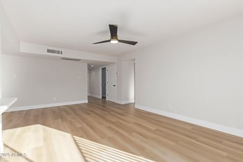 15602 55th Ave, Glendale, AZ 85306