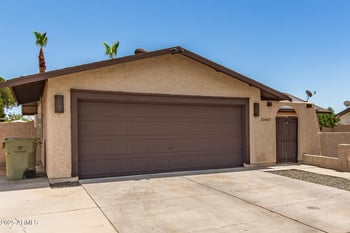 15607 57th Dr, Glendale, AZ 85306
