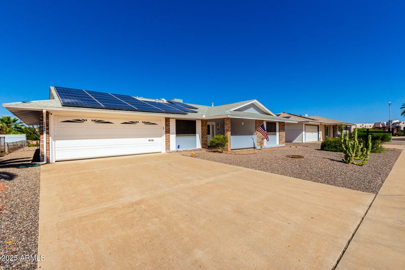 15608 105th Dr, Sun City, AZ 85351