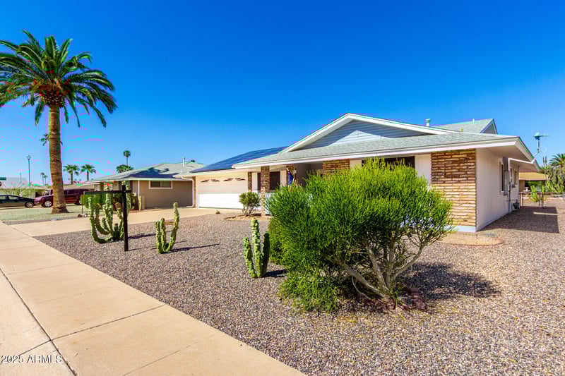 15608 105th Dr, Sun City, AZ 85351