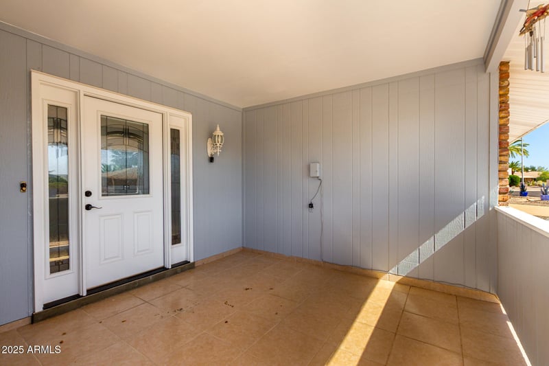 15608 105th Dr, Sun City, AZ 85351
