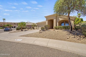 15608 7th St, Phoenix, AZ 85048