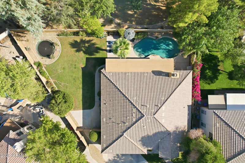 1561 E Saratoga Ct, Gilbert, AZ 85296
