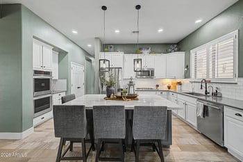 15611 176th Ln, Surprise, AZ 85388