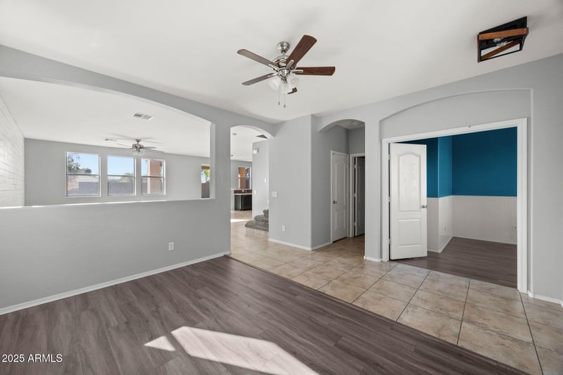 15611 Cameron Dr, Surprise, AZ 85379