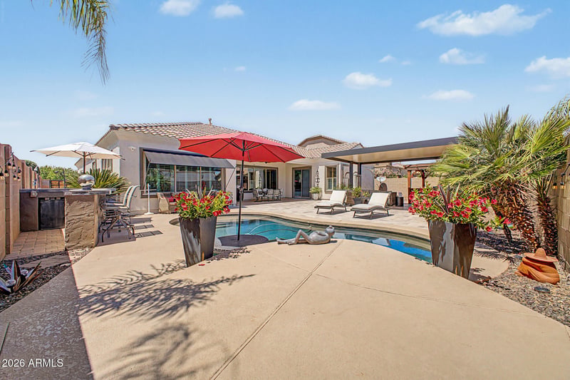 15611 176th Ln, Surprise, AZ 85388