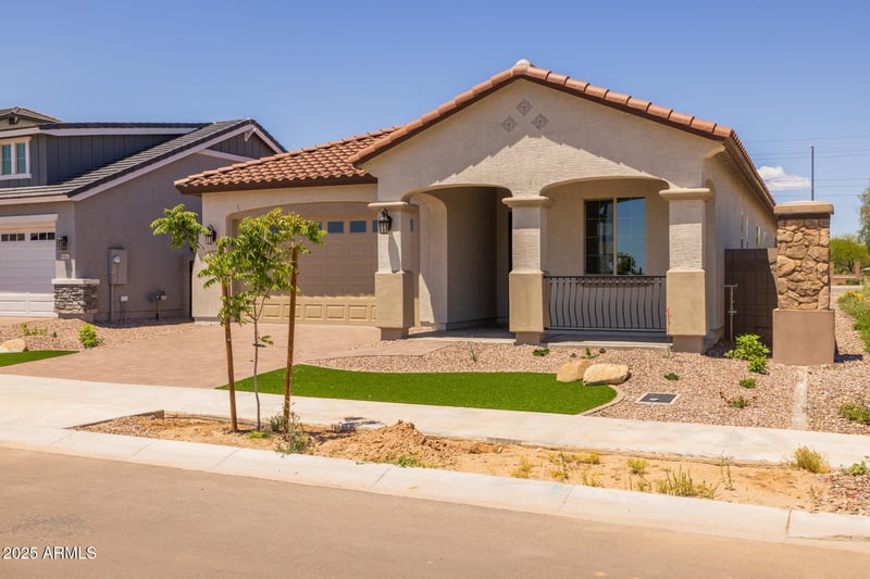 15612 Georgia Dr, Surprise, AZ 85379