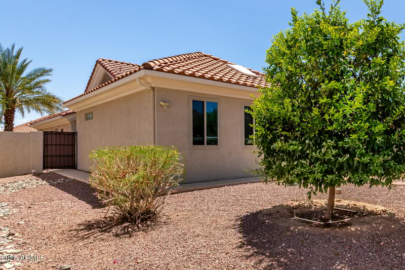 15612 Greystone Dr, Sun City West, AZ 85375