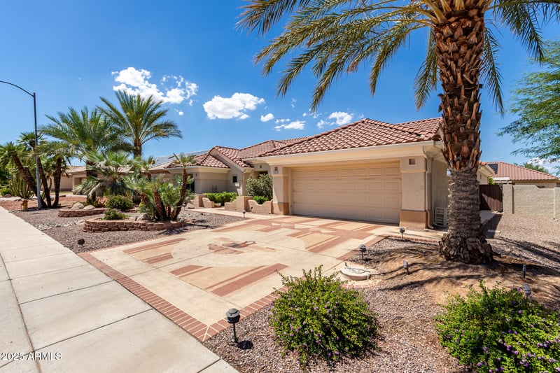 15612 Greystone Dr, Sun City West, AZ 85375