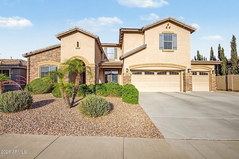 15613 185th Ave, Surprise, AZ 85388