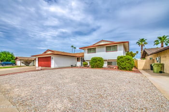 15613 N 57th Dr, Glendale, AZ 85306