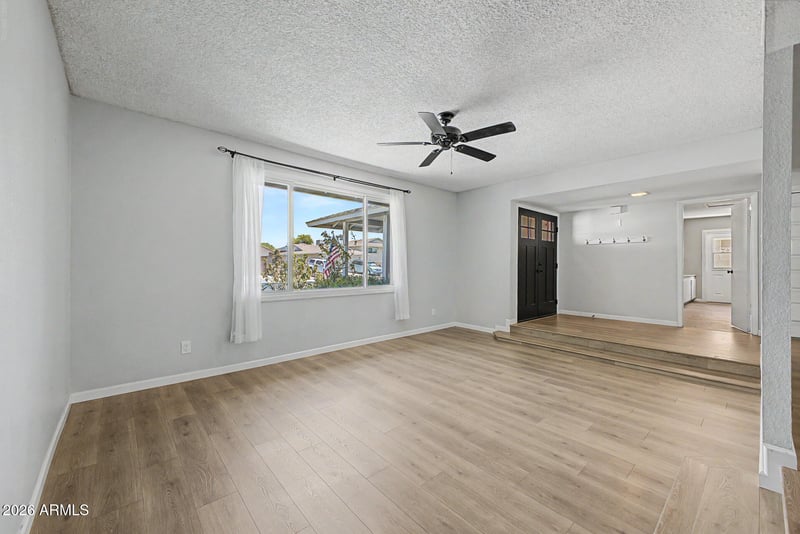 15616 N 56th Ave, Glendale, AZ 85306