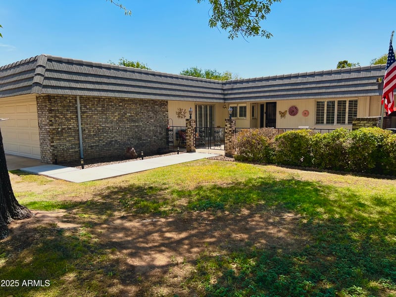 15618 Cameo Dr, Sun City, AZ 85351
