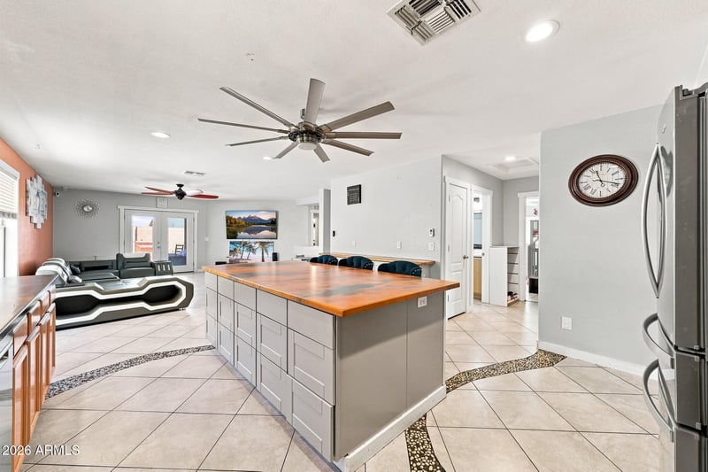 15618 W Port Au Prince Ln, Surprise, AZ 85379