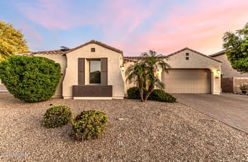 15619 Minnezona Ave, Goodyear, AZ 85395