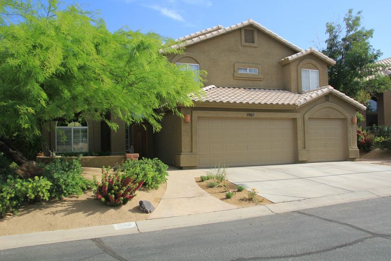1562 E Crocus Dr, Phoenix, AZ 85022